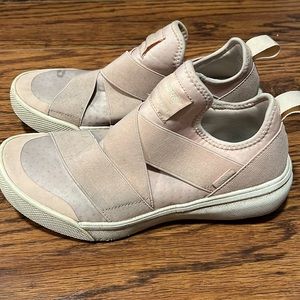 Pink vans ultra range